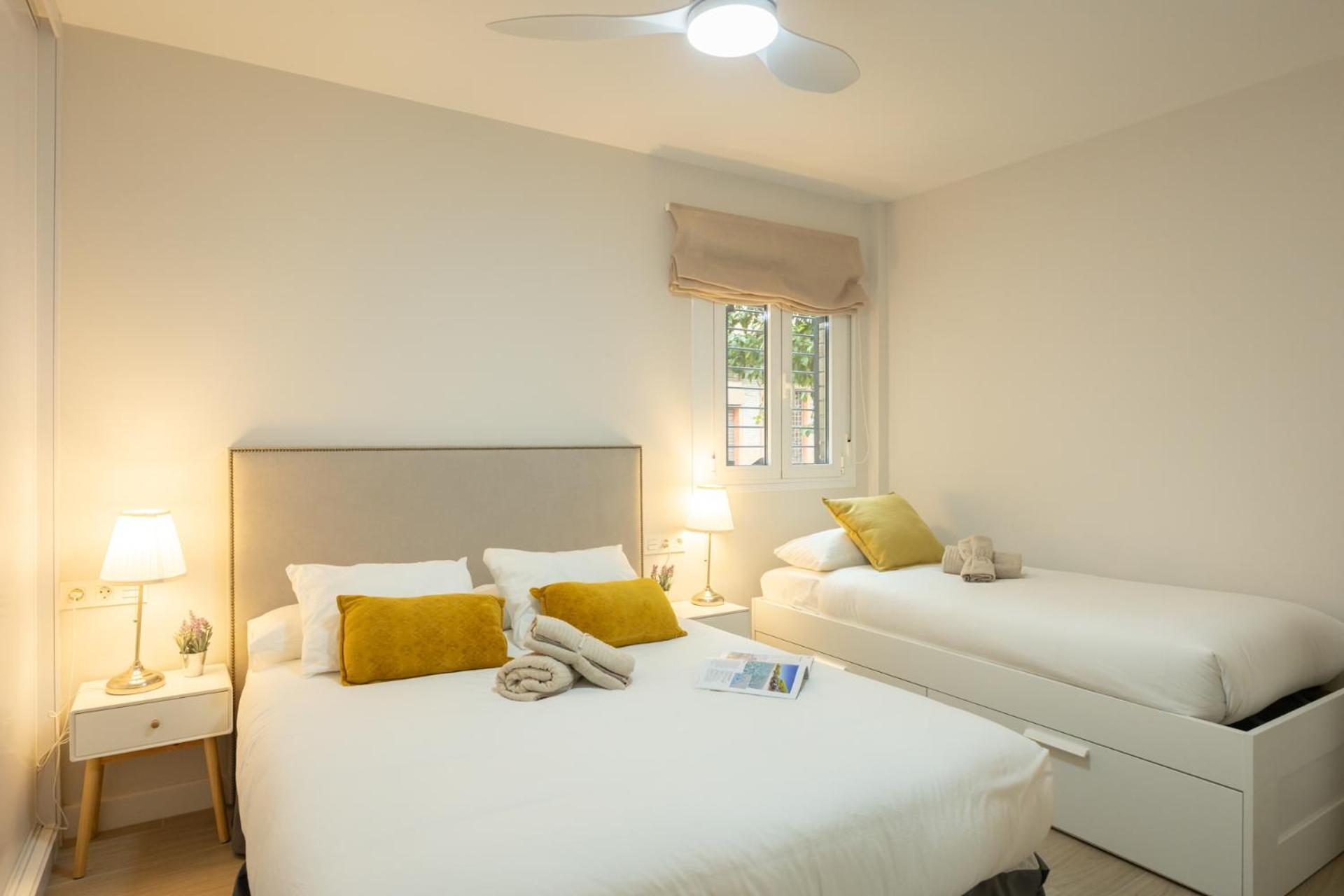 Charming Apartment With Private Patio At Plaza De Espana By Ocityzen Siviglia Esterno foto
