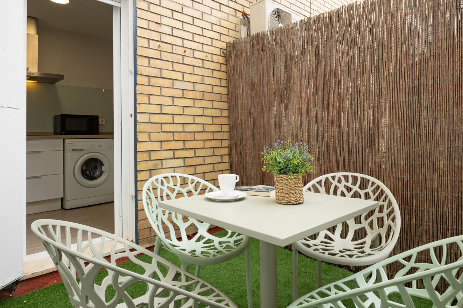 Charming Apartment With Private Patio At Plaza De Espana By Ocityzen Siviglia Esterno foto